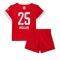 Bayern Munich Thomas Muller #25 Fotballklær Hjemmedraktsett Barn 2022-23 Kortermet (+ korte bukser)